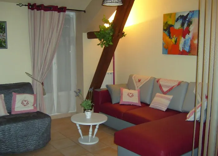 Apartament Maskali Thenon